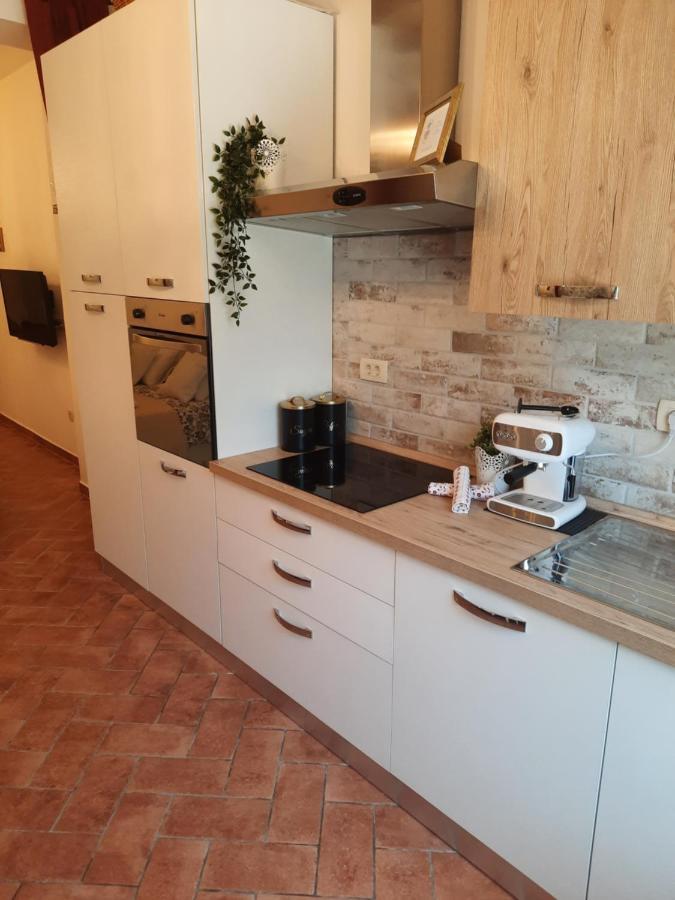 Old Town Rab Studio Apartment 拉布 外观 照片